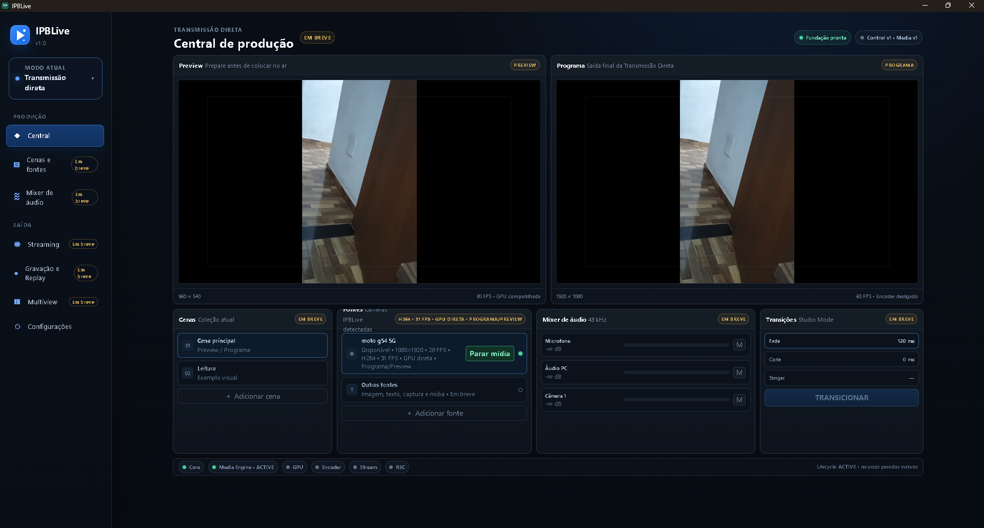 Interface real do IPBLive mostrando o painel de produção, cenas, fontes e mixer de áudio